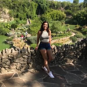 Meet your Posher, Leann